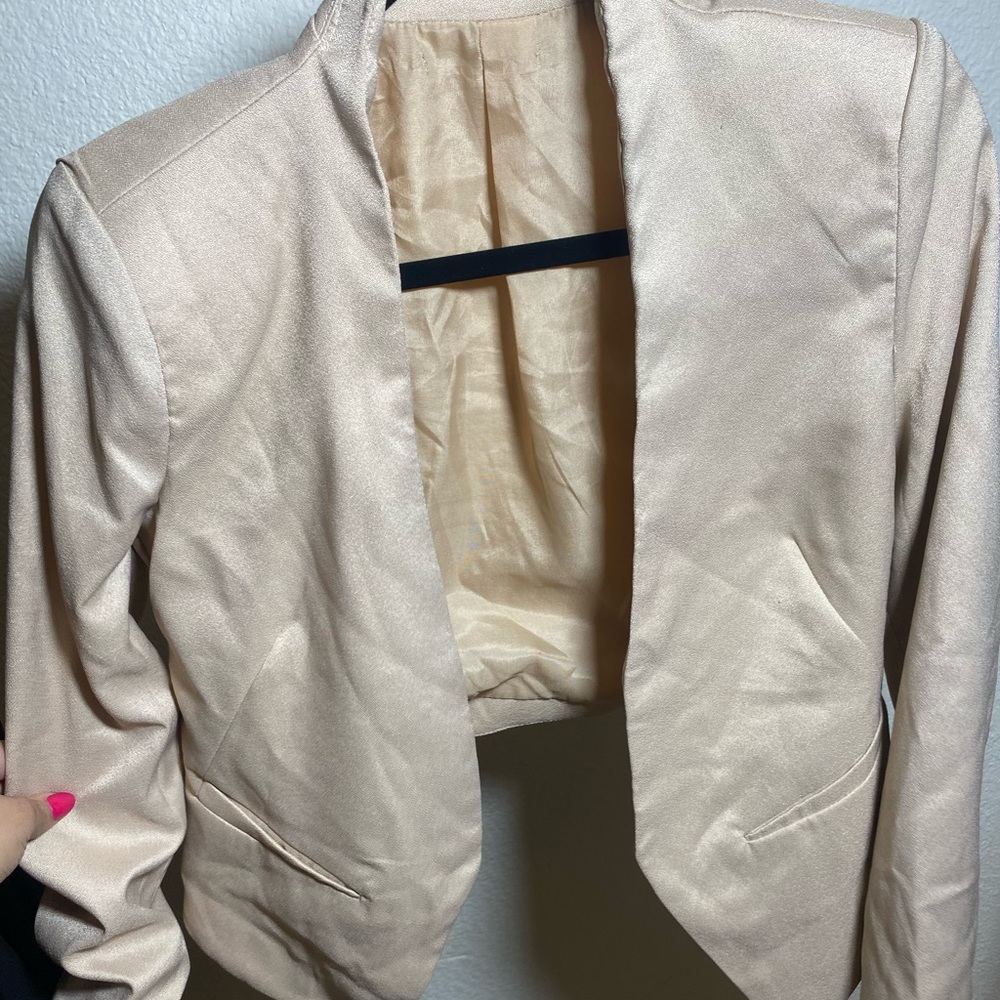 Cropped blazer